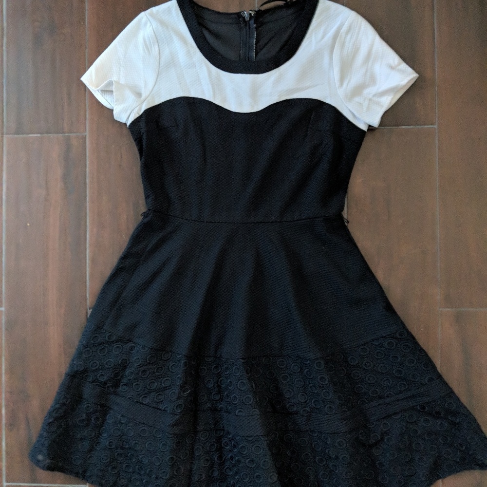 Doe and Rae black and white dress